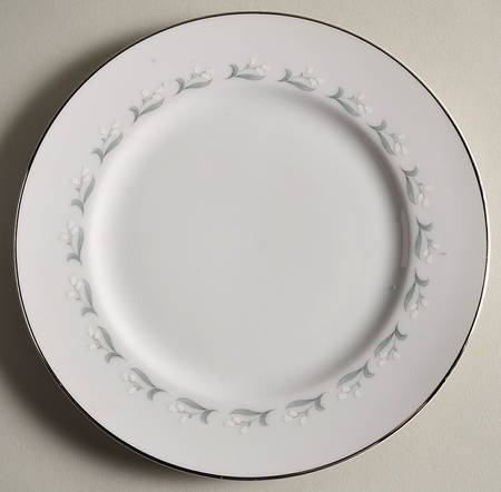 Lily Salad Plate