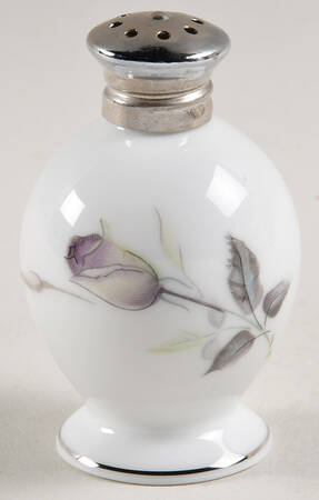Lori Pepper Shaker