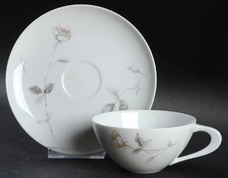 Lyric (No #) Flat Cup & Saucer Set