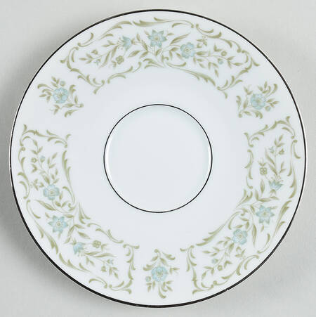Mantilla Saucer