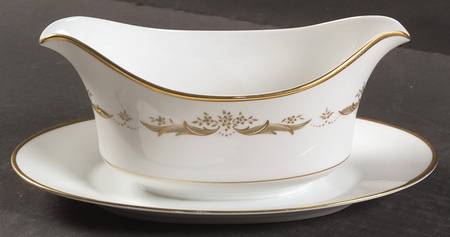 Manchester Gravy Boat with Attached Underplate