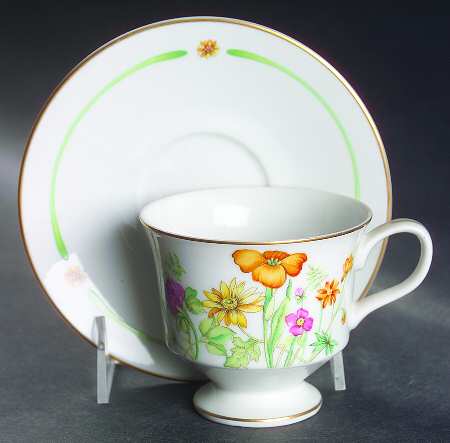 Melody Footed Cup & Saucer Set