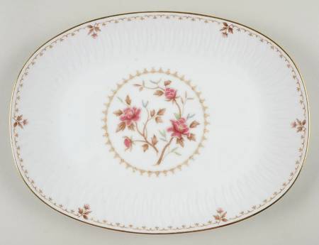 Montaigne 12" Oval Serving Platter