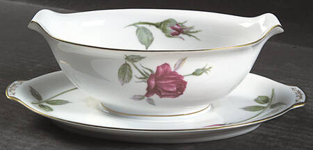 Monterey Gravy Boat with Attached Underplate