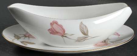 Nancy Gravy Boat & Underplate/Relish