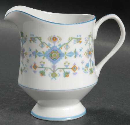 Nordic Crown Creamer
