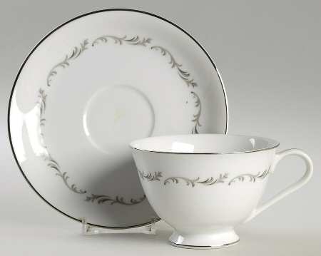 Olympia Footed Cup & Saucer Set