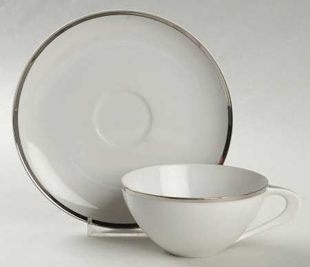 Pallas Flat Cup & Saucer Set