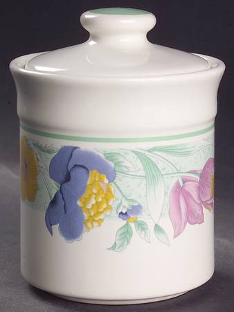 Passion Small Canister & Lid by Sango
