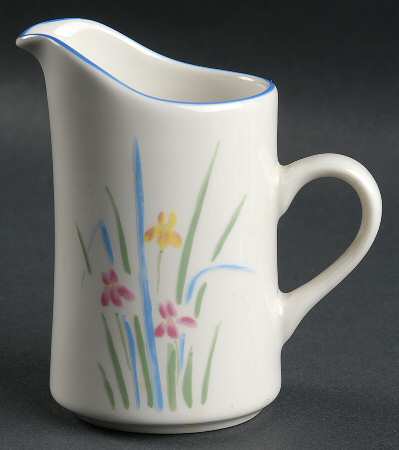 Pastels Creamer