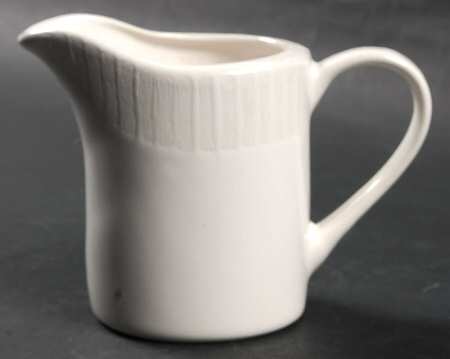 Patio White Creamer