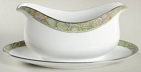 Persian Garden Gravy Boat with Attached Underplate