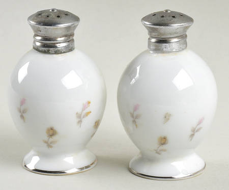 Petite Rose Salt & Pepper Set