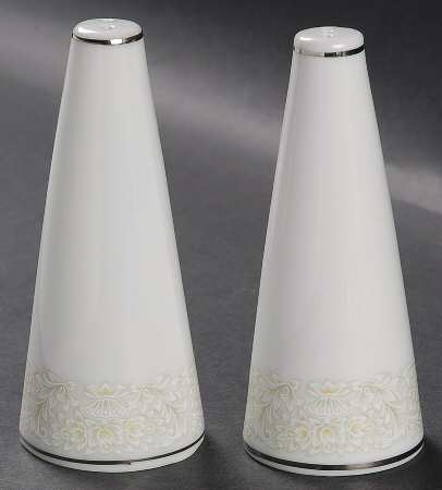 Phoenicia Salt & Pepper Set