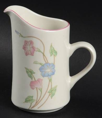 Primavera Creamer
