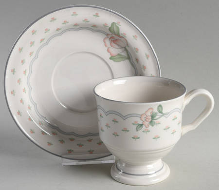 Rose Chintz Footed Cup & Saucer Set