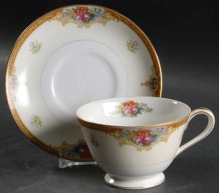 Roselane Footed Cup & Saucer Set
