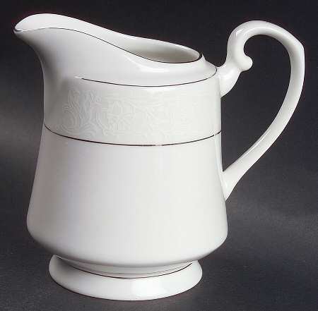 Scarsdale Creamer by Sango