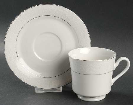 Scarsdale Footed Cup & Saucer Set