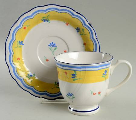 Scala Footed Cup & Saucer Set