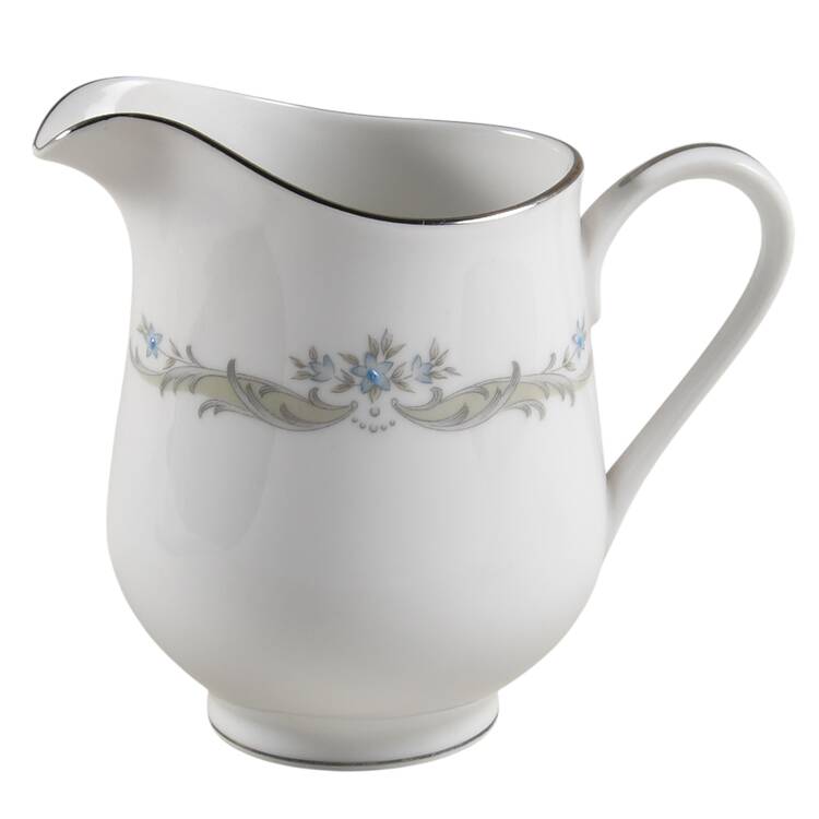 Serenade Creamer
