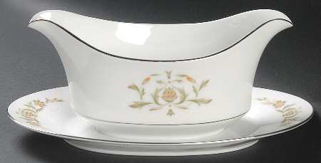 Sorrento Gravy Boat with Attached Underplate