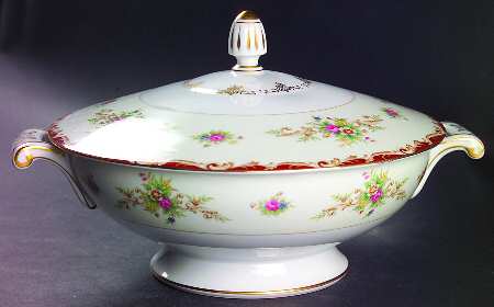 Stafford Round Covered Vegetable
