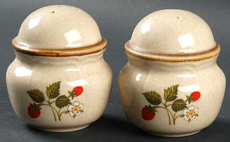 Strawberry Hill Salt & Pepper Set