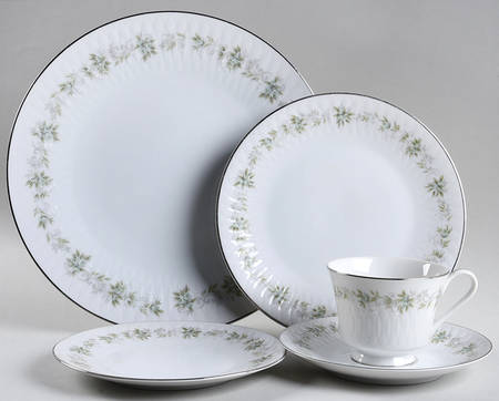 Sylvia 5 Piece Place Setting