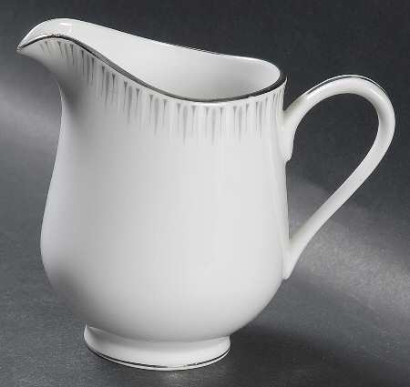 Teardrop Creamer