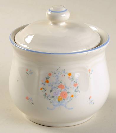 Thornhill Sugar Bowl & Lid