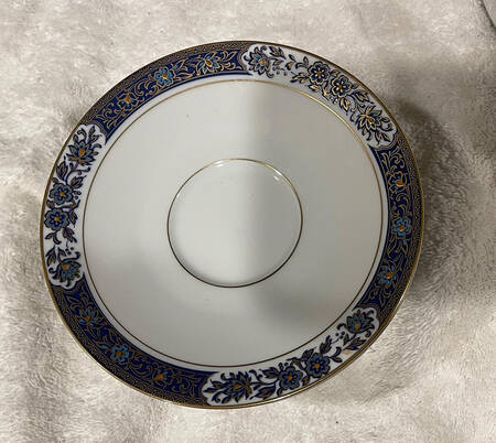 Tiara (Gold Trim) Saucer
