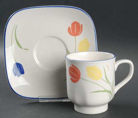 Tulips Flat Cup & Saucer Set