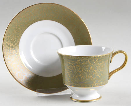 Versailles Footed Cup & Saucer Set