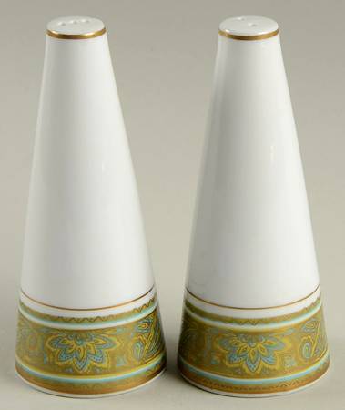 Villa Medici Salt & Pepper Set