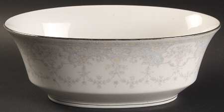 Waldwick 9" Oval Vegetable Bowl