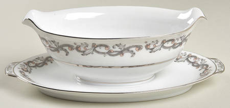 Windsor Gravy Boat with Attached Underplate