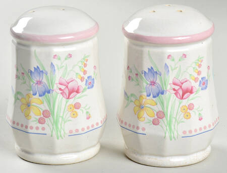 Victorian Flowers Salt & Pepper Set