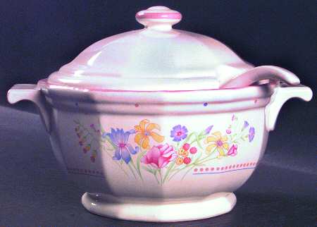 Victorian Flowers Sauce Boat & Lid