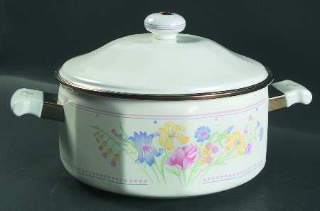 Victorian Flowers 5 Quart Metal Covered Casserole