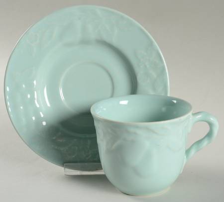 Fruit Promenade Mint Flat Cup & Saucer Set