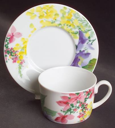 Meadow Splendor Flat Cup & Saucer Set