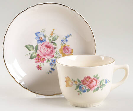 Hazel Flat Cup & Saucer Set