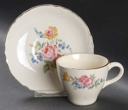 Hazel Flat Cup & Saucer Set