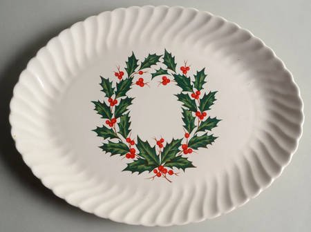 Holly 13" Oval Serving Platter