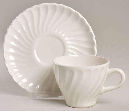 White Swirl Flat Cup & Saucer Set