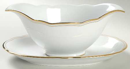 Feston Gravy Boat with Attached Underplate