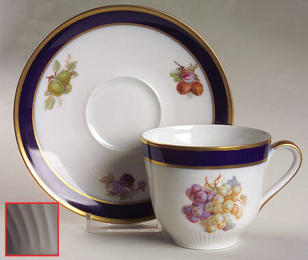 Bountiful Flat Cup & Saucer Set