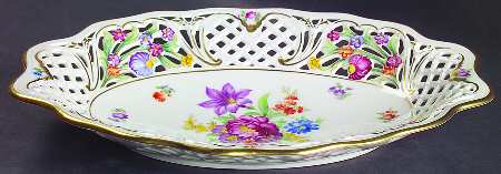 Dresden Line-Bouquet (Pierced) 12" Pierced Oval Bowl
