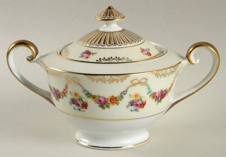 Bridal Chain Sugar Bowl & Lid